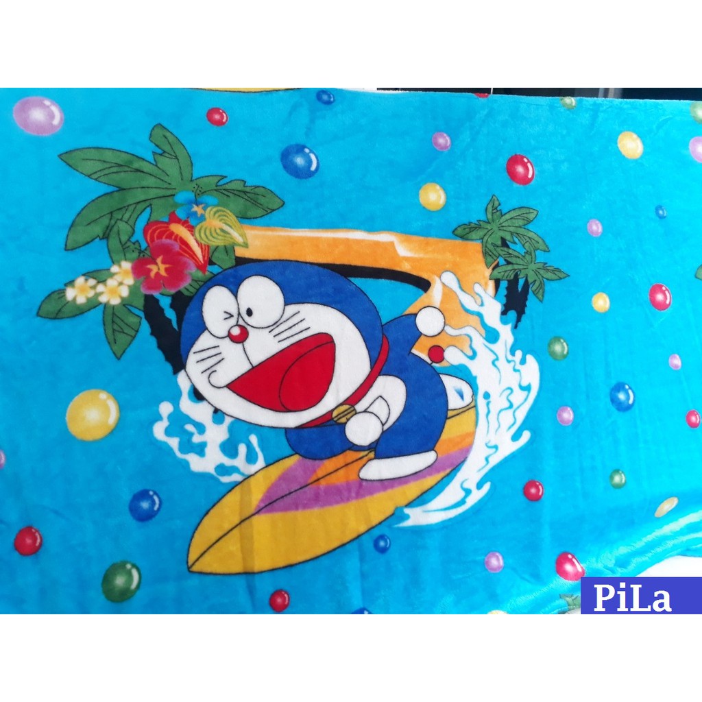 Chăn bông tuyết Doremon Kitty nhẹ nhàng mềm mại