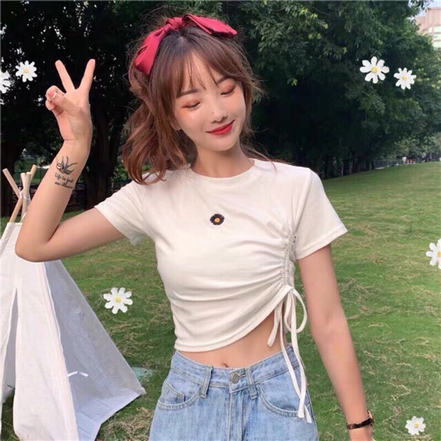 Áo thun thêu dây rút bên siêu đẹp ạ