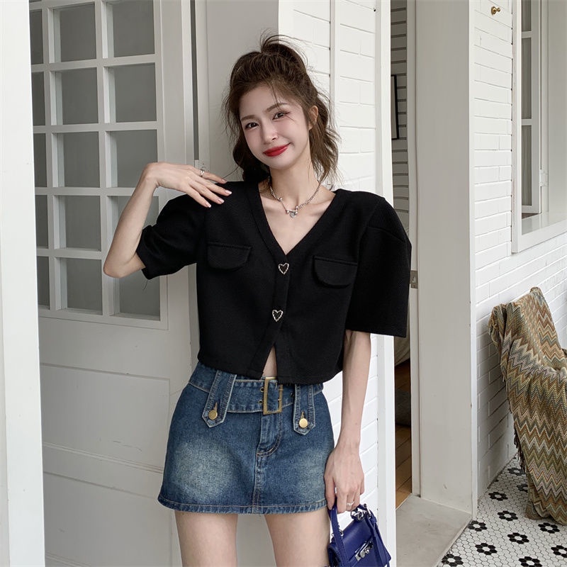 Áo Sơ Mi Tay Ngắn Phồng Cổ Chữ V Form Rộng Phong Cách Thanh Lịch