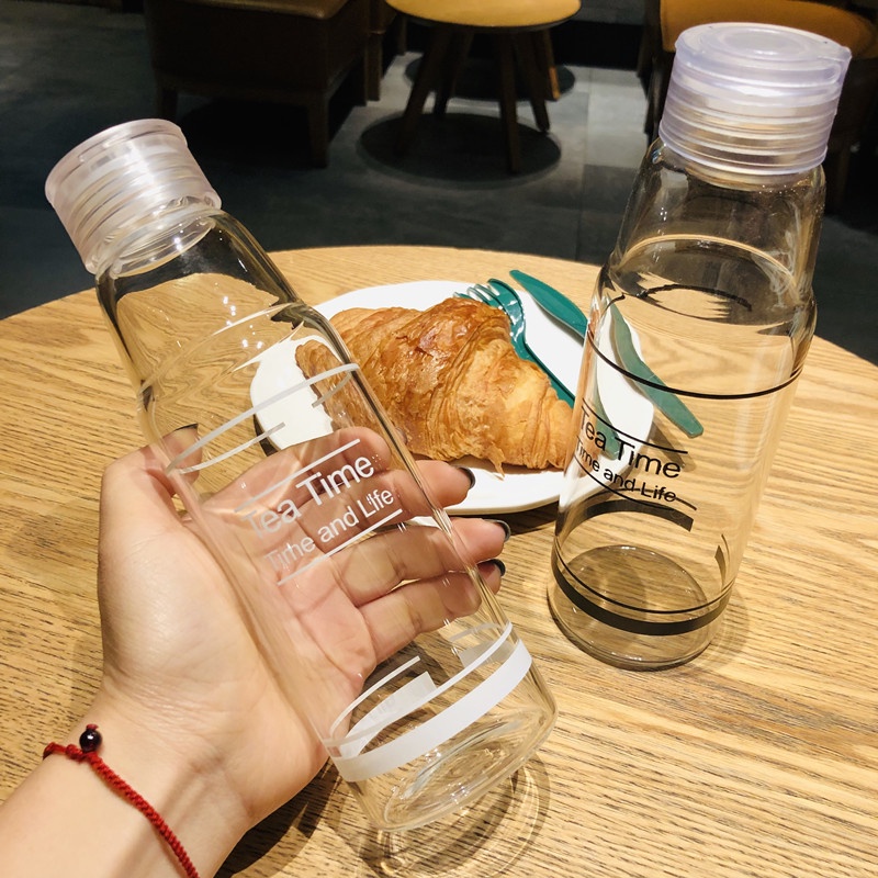 Bình nước thủy tinh Tea Time 450ml cao cấp màu trắng trong suốt, Nắp cao su chống tràn