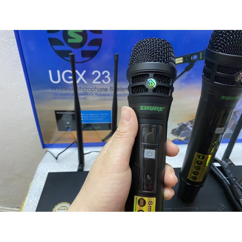 Micro karaoke không dây UGX 23 với chế độ tự ngắt