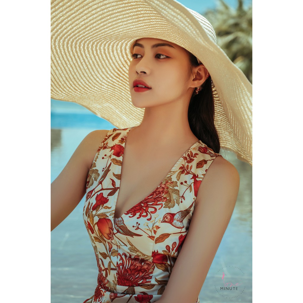 Đầm Lụa Buộc Lưng Hoạ Tiết +Khăn Turban Thiết Kế