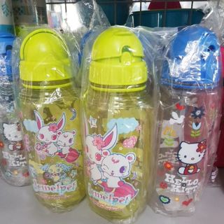 Bình đựng nước trẻ em có vòi hút thái lan