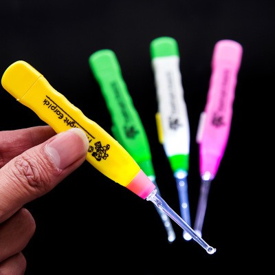 [SIÊU RẺ] Dụng cụ lấy ráy tai có đèn an toàn cho bé - tặng 2 đầu ngoáy