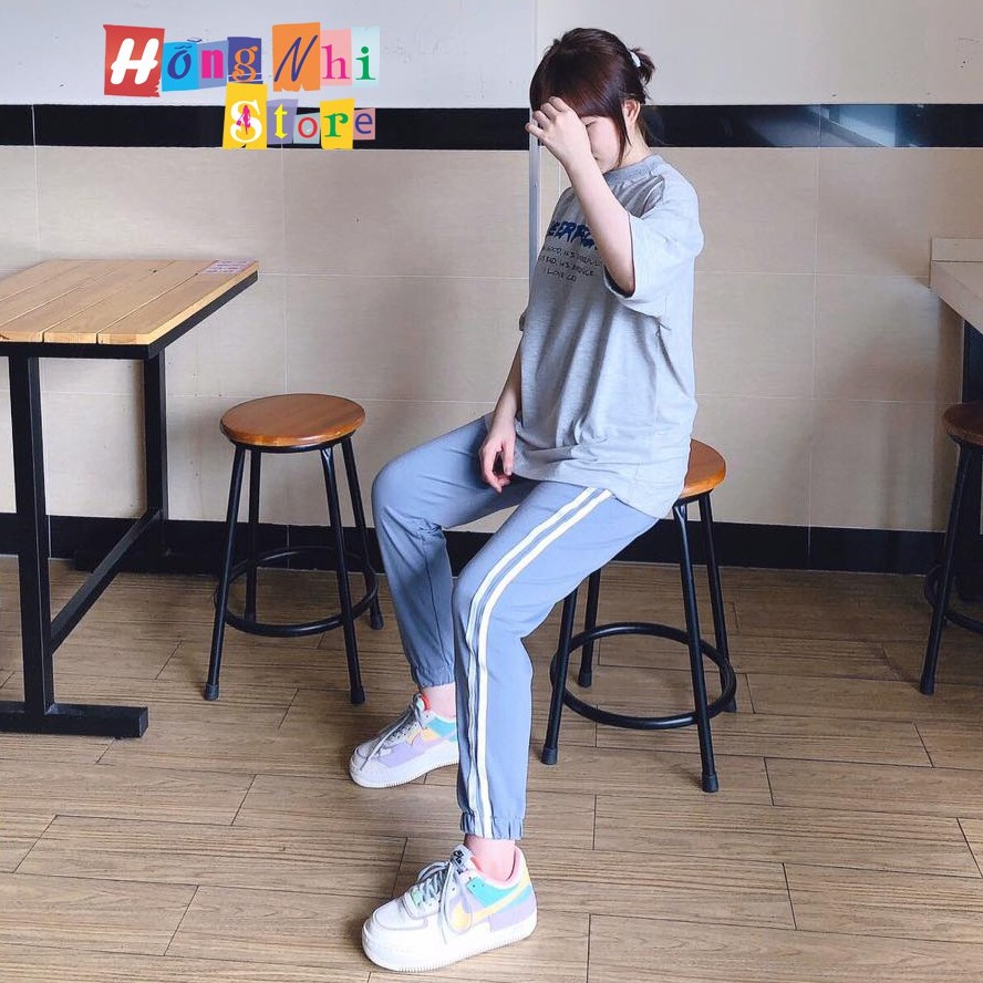 Quần Jogger Line Ulzzang Unisex Jogger Xám 2 Sọc Trắng Dáng Rộng - MM