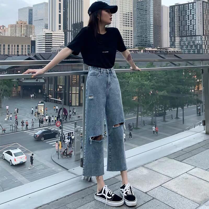 QUẦN ỐNG RỘNG RÁCH GỐI  CỰC BỤI THỜI TRANG