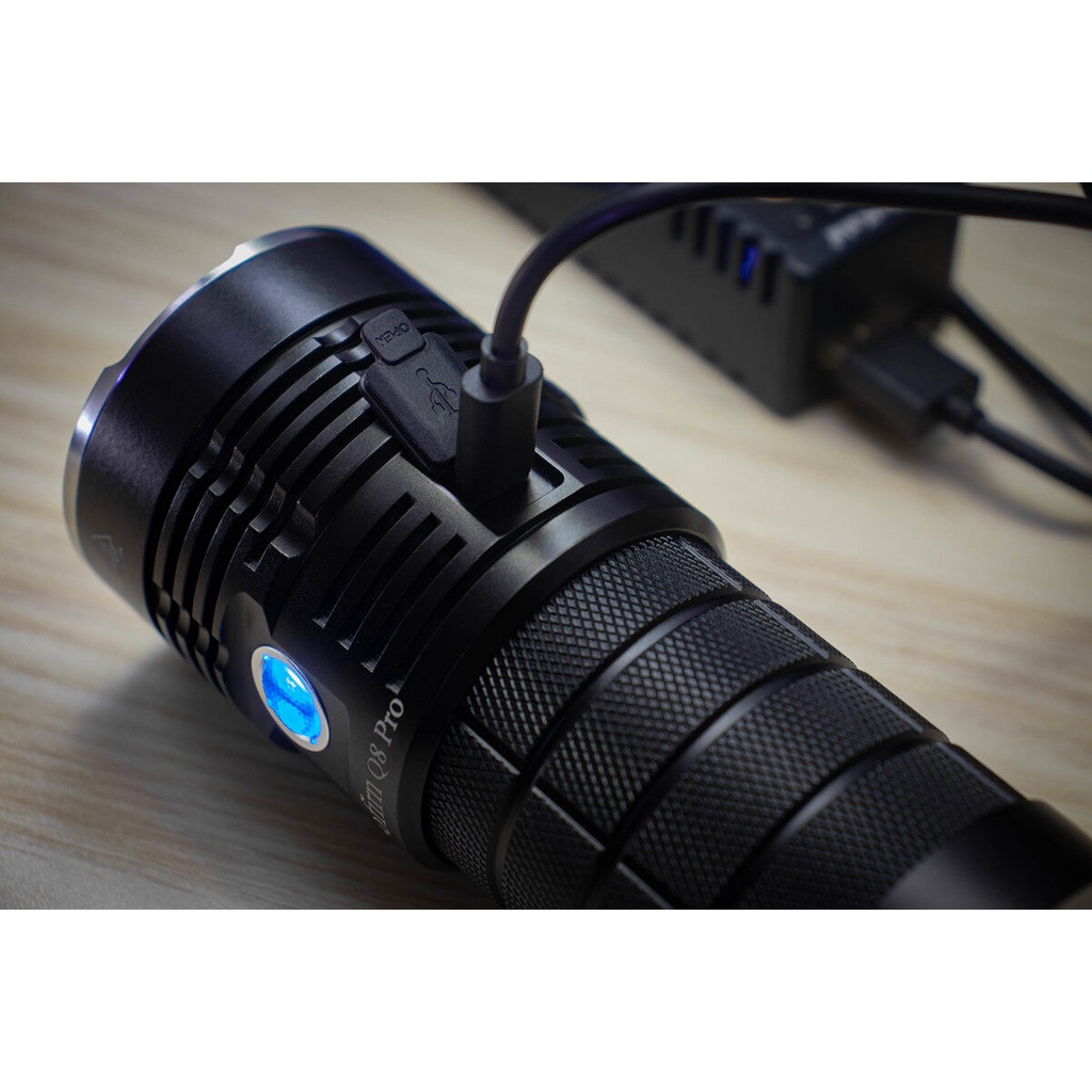 SET đèn pin Sofirn Q8 Pro siêu mạnh 11000 lumen 4* Cree XHP50.2 Anduril II sạc type C với nhiều nâng cấp hơn Q8