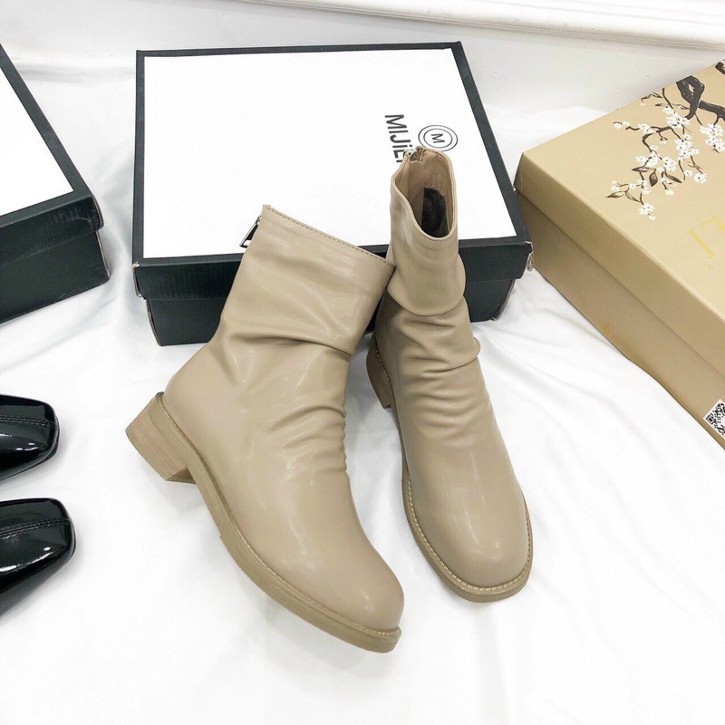 Boot nhăn gót thấp 2cm cao cấp có hộp đen trắng nâu nhạt | BigBuy360 - bigbuy360.vn