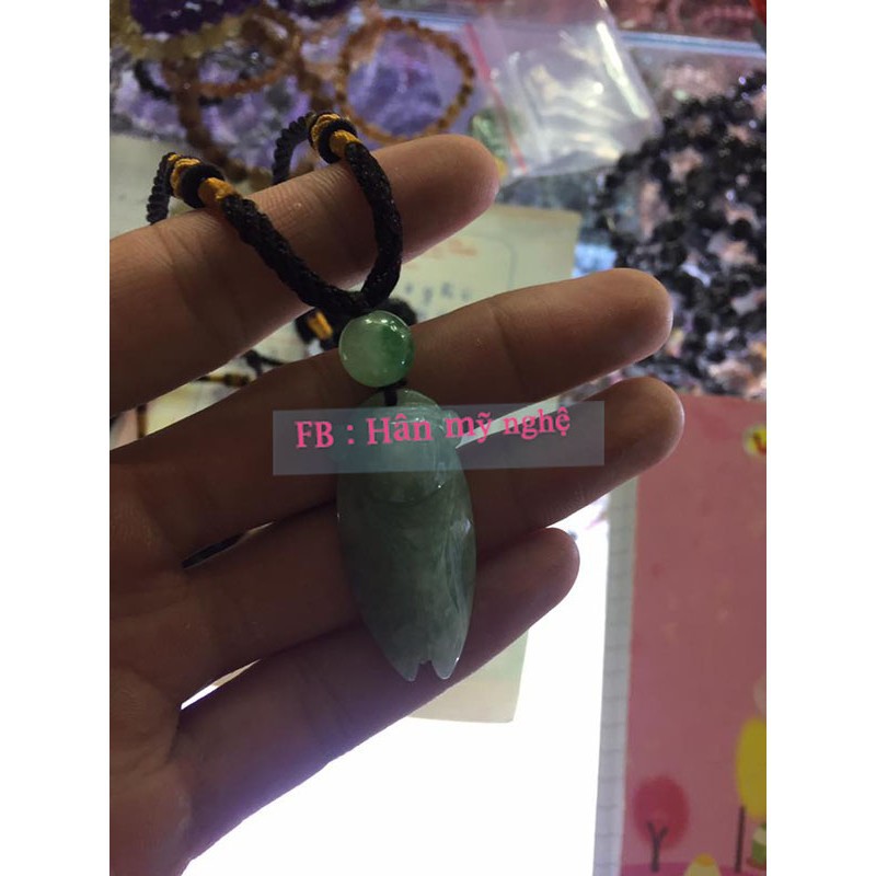 Ve sầu jadeite tặng kèm dây đeo