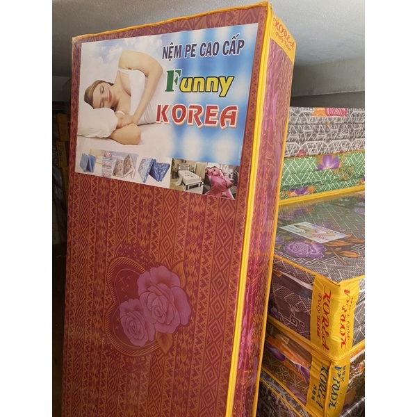 nệm xếp gấp 3 tấm chất liệu PE kích thước 8 tấc