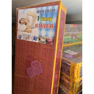 Nệm xếp gấp 3 tấm chất liệu pe kích thước 1,8m *2m dày 10cm
