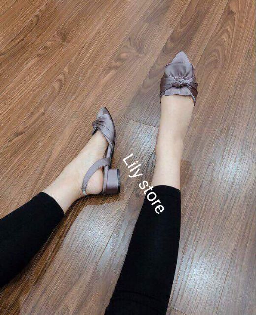 Giày búp bê nơ lụa siêu xinh   Lily Store ONLINE
📌Ship Shopee
📌 Ship Cod toàn quốc 
shopee.vn/thoitrangnu_lily_store
