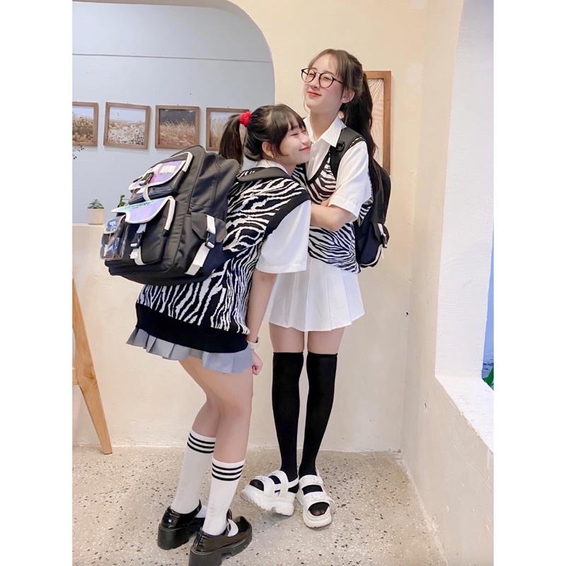 Balo Cemery Saigon Hologram Backpack Chất Vải Canvas Cao Cấp Cặp Nhiều Ngăn Đi Học Màu Đen Phản Quang | Balo 2810 Shop