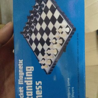Cờ vua quốc tế nhỏ