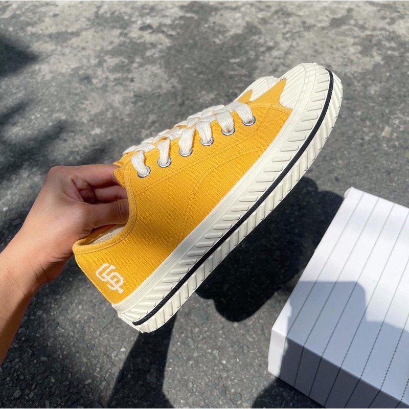 Giày MLB Playball Origin New York gọn gàng, thanh lịch