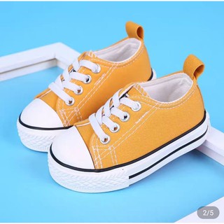 GIÀY CV BATA BÉ TRAI BÉ GÁI còn sz 32