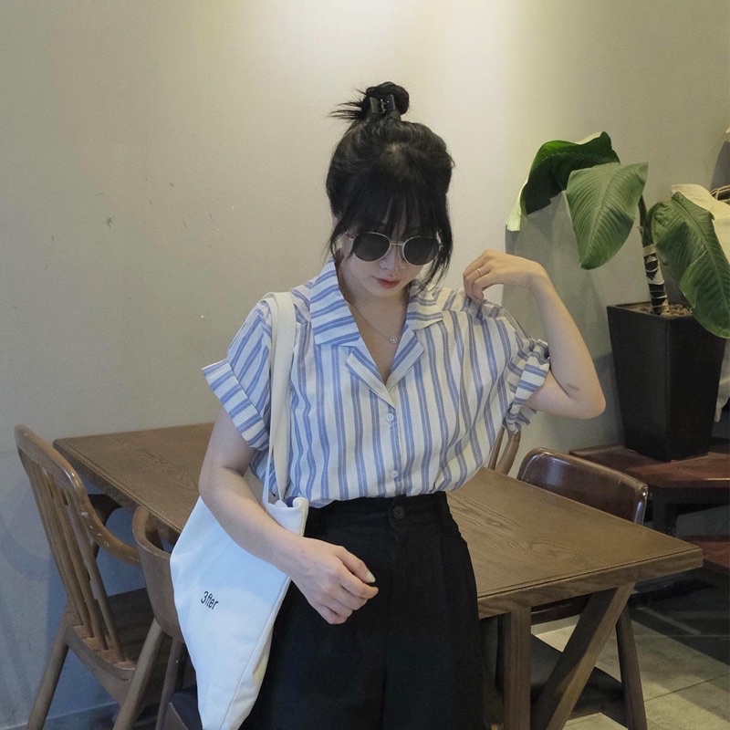 Áo Sơ Mi Nữ Đi Học Cổ Vest Kẻ Sọc Tay Lỡ  style Hàn Quốc (Hàng sẵn ảnh thật)