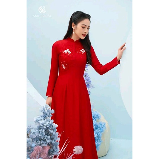 Áo dài gấm tơ sang trọng