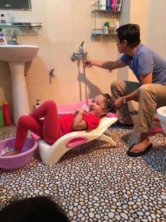 Ghế Gội Đầu Cho Bé