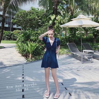 Váy buộc nơ ngực xanh cô ban
