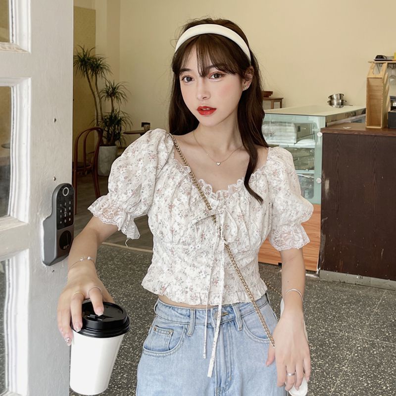 Áo Croptop Tay Phồng Họa Tiết Hoa Thiết Kế Mới Thời Trang Mùa Hè 2022