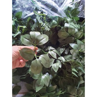 Lá hồng làm hoa, cắm hoa tiện dụng tính theo lạng