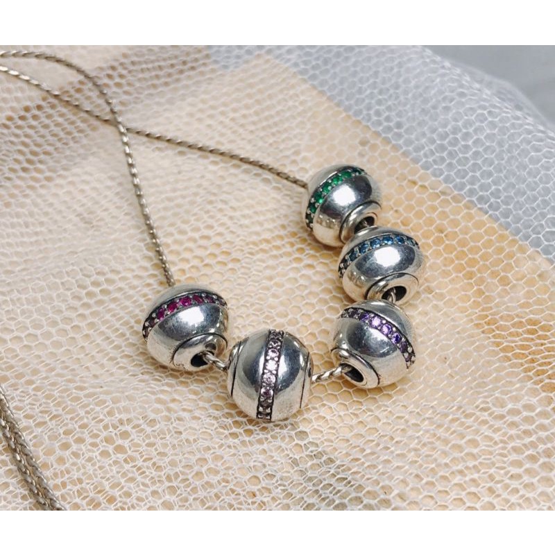 Charm bạc 925 lõi cao su, xỏ vòng Essance Pan