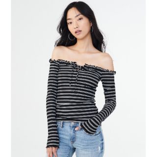 Áo trễ vai bèo ngực sọc ngang VNXK