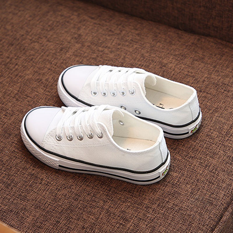 Giày thể thao canvas thời trang dành cho các bé