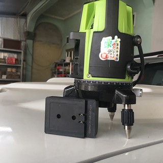 máy cân bằng laser 5 tia xanh