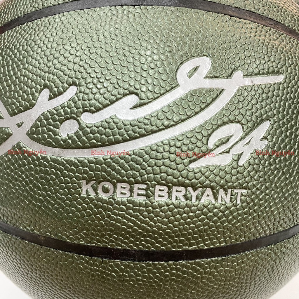 Banh bóng rổ Spalding Kobe Bryant da PU size 7 [TẶNG Bơm+Kim+Túi] Indoor Outdoor đen tím xanh phiên bản kỉ niệm trận đấu