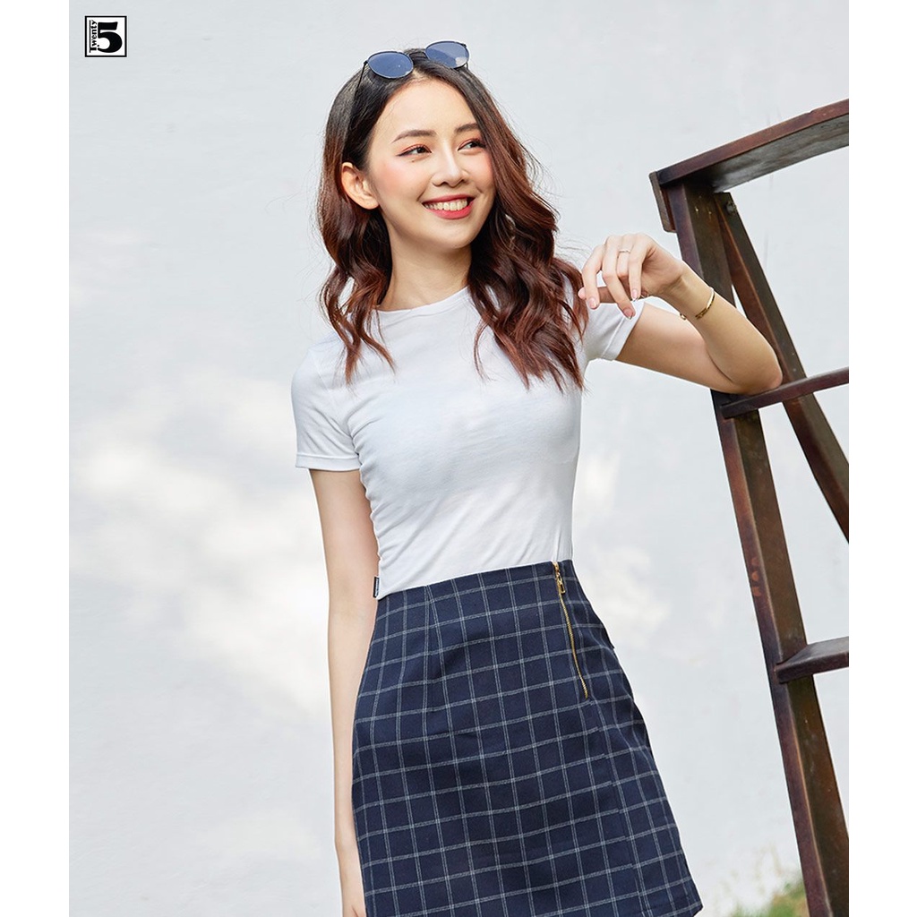 Áo thun nữ trơn basic cổ tròn form nhỏ chất cotton Twentyfive N413