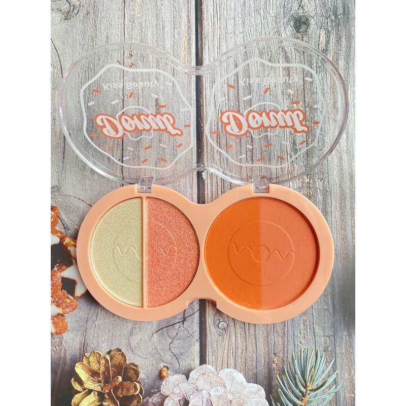 BẢNG PHẤN MÁ HỒNG VÀ HIGHLIGHT KISS BEAUTY HÌNH BÁNH DONUT | BigBuy360 - bigbuy360.vn