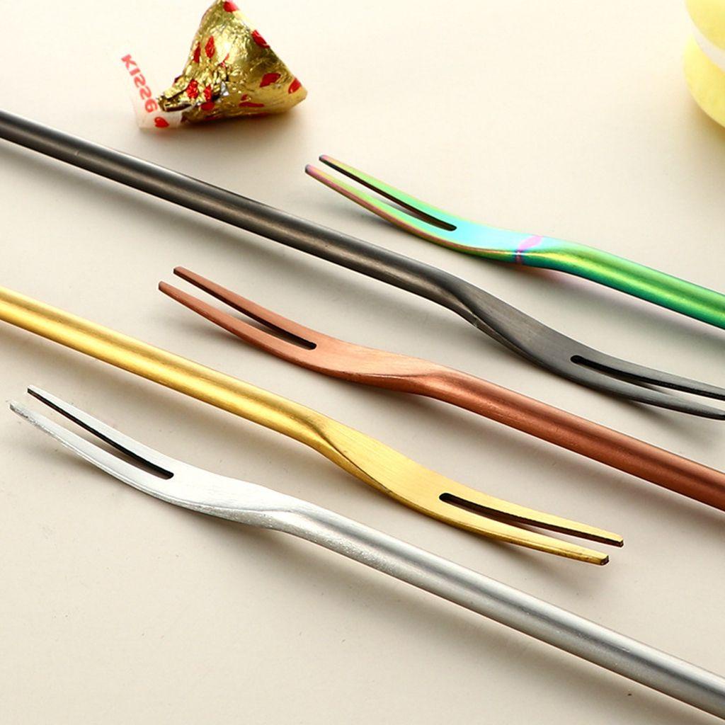 1 Nĩa Ăn Trái Cây Bằng Thép Không Gỉ