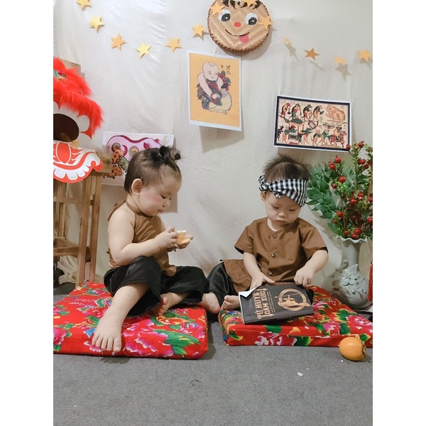 Yếm gấm trang phục tết trung thu