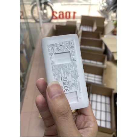 Nguồn PoE Adapter Ubiquiti cổng Gigabit 48V-0.32A mã sản phẩm U-POE-AF