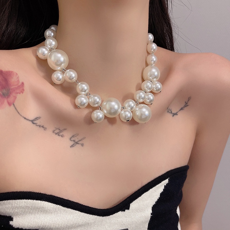 Vòng Cổ Choker Đính Hạt Ngọc Trai Lớn Phong Cách Cổ Điển Dành Cho Nữ