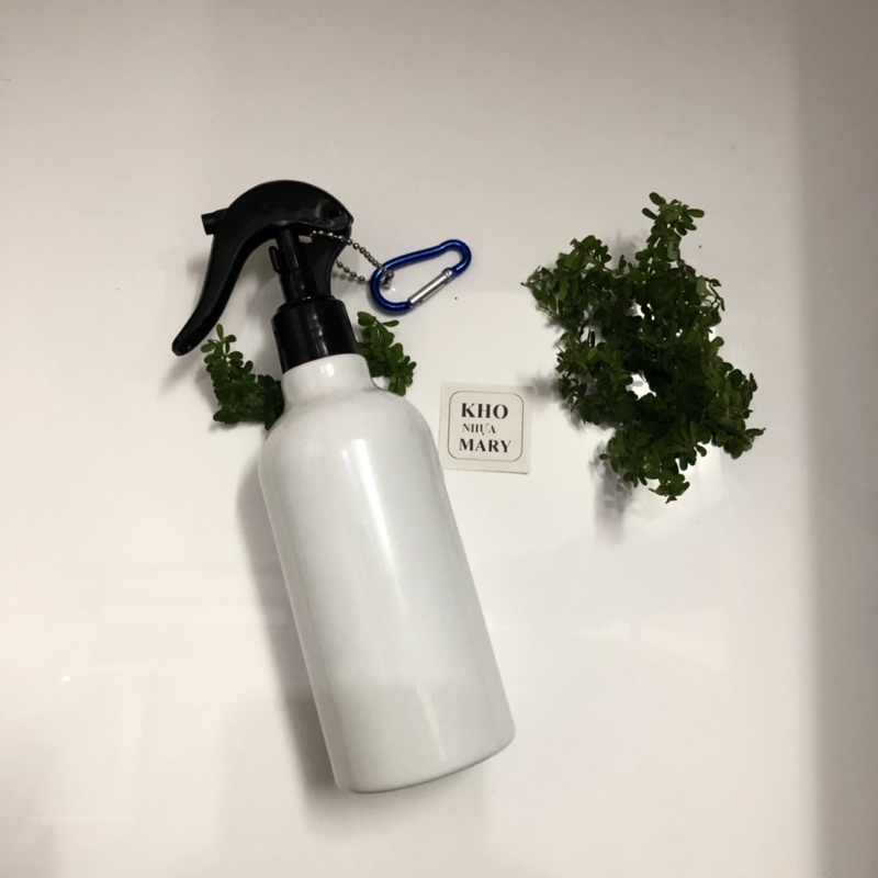 Đồ chơi Chai xịt đa năng / CHAI XỊT TÓC - Bình xịt móc khoá - Chai pet xịt khuẩn / xịt nước tưới cây phun sương
