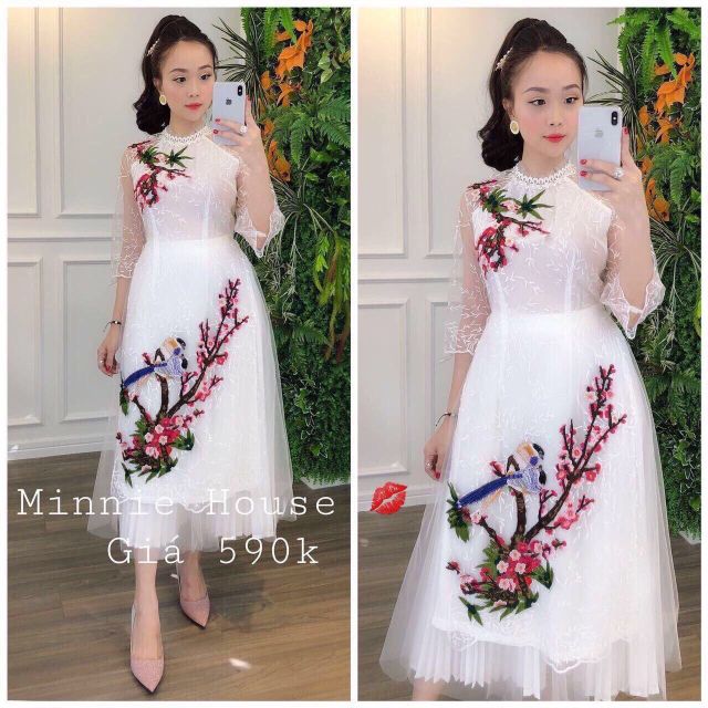 Set áo dài ren đắp hoa đào nổi phối váy lưới dập ly