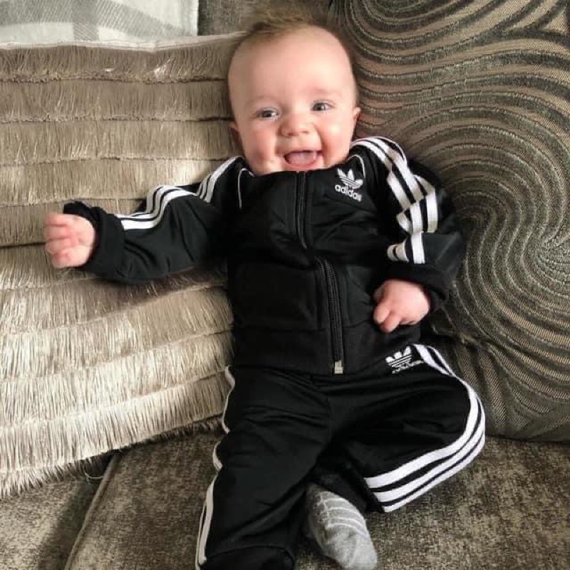 Set Adidas SĂN SALE CHO BÉ