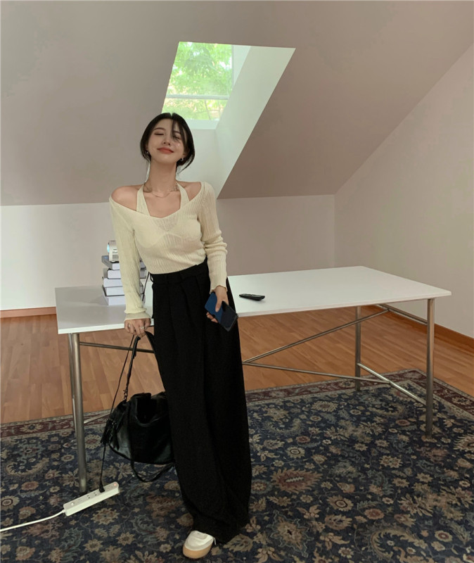 Áo len nữ dài tay cổ tròn hở lưng giả 2 lớp quyến rũ dễ phối đồ | BigBuy360 - bigbuy360.vn