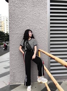 Quần 2 sọc xẻ tà #79k
