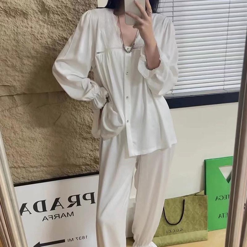 Bộ Đồ Ngủ Bằng Lụa Mát Cổ Chữ V Thoáng Khí Sang Trọng Dành Cho Nữ