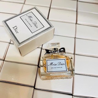 Nước hoa Miss Dior Rose N'Roses