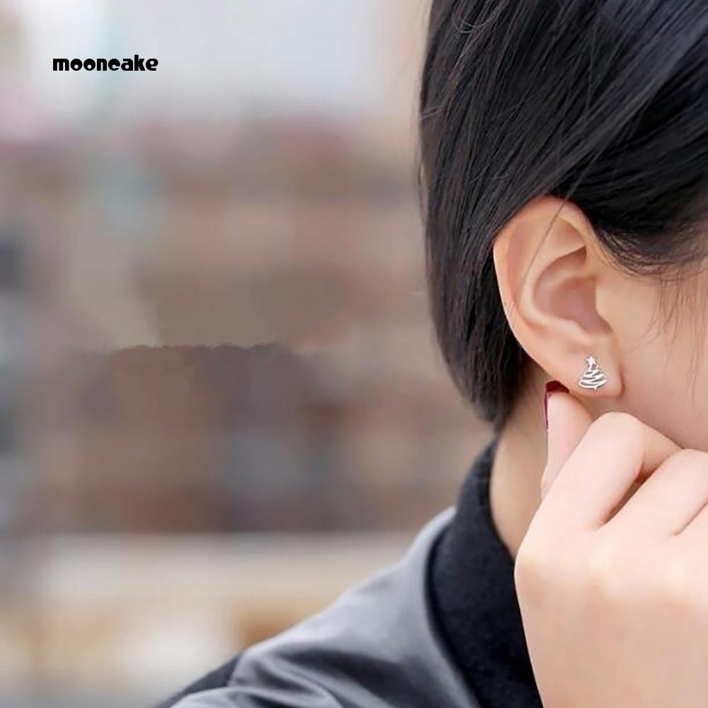 Khuyên tai kim loại hình cây thông giáng sinh dễ thương