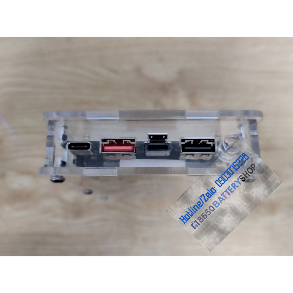 [SDP5] Box sạc dự phòng bằng mica sử dụng 6 pin 18650 21.000mah mạch sạc nhanh QC 4.0 5v 9v 12v báo pin bằng đồng hồ led