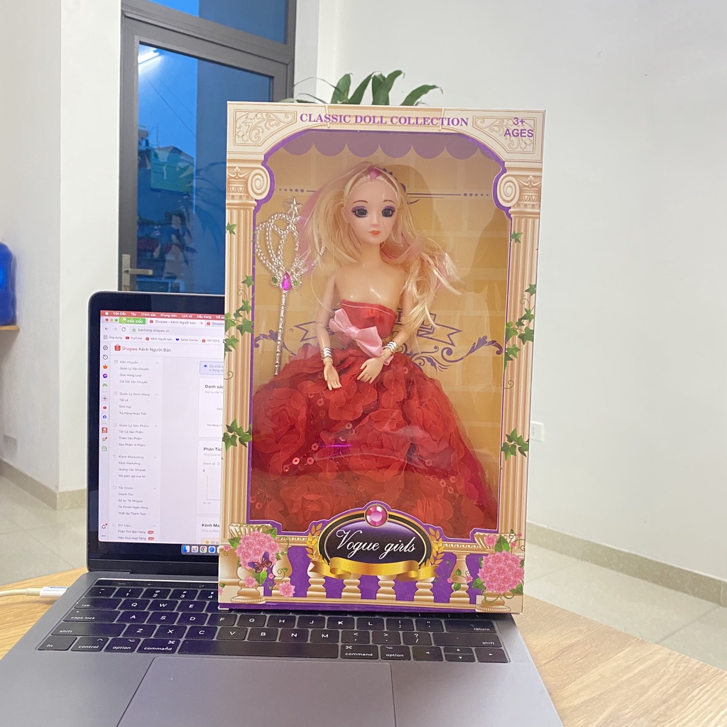 Búp Bê Barbie Cỡ Lớn Cao 30 cm Tặng Kèm Phụ Kiện - Đồ Chơi Búp Bê Elsa Công Chúa Cho Trẻ Em – 0628