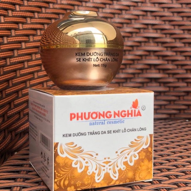 Kem Dưỡng Trắng Da và Se Khít Lỗ Chân Lông