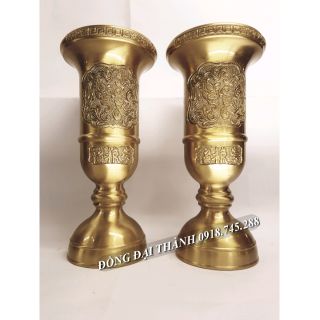 Ống đựng hương bằng đồng. Đồ thờ bằng đồng