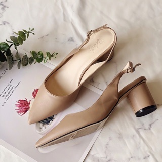 Giày sandal bít mũi gót tròn 5p